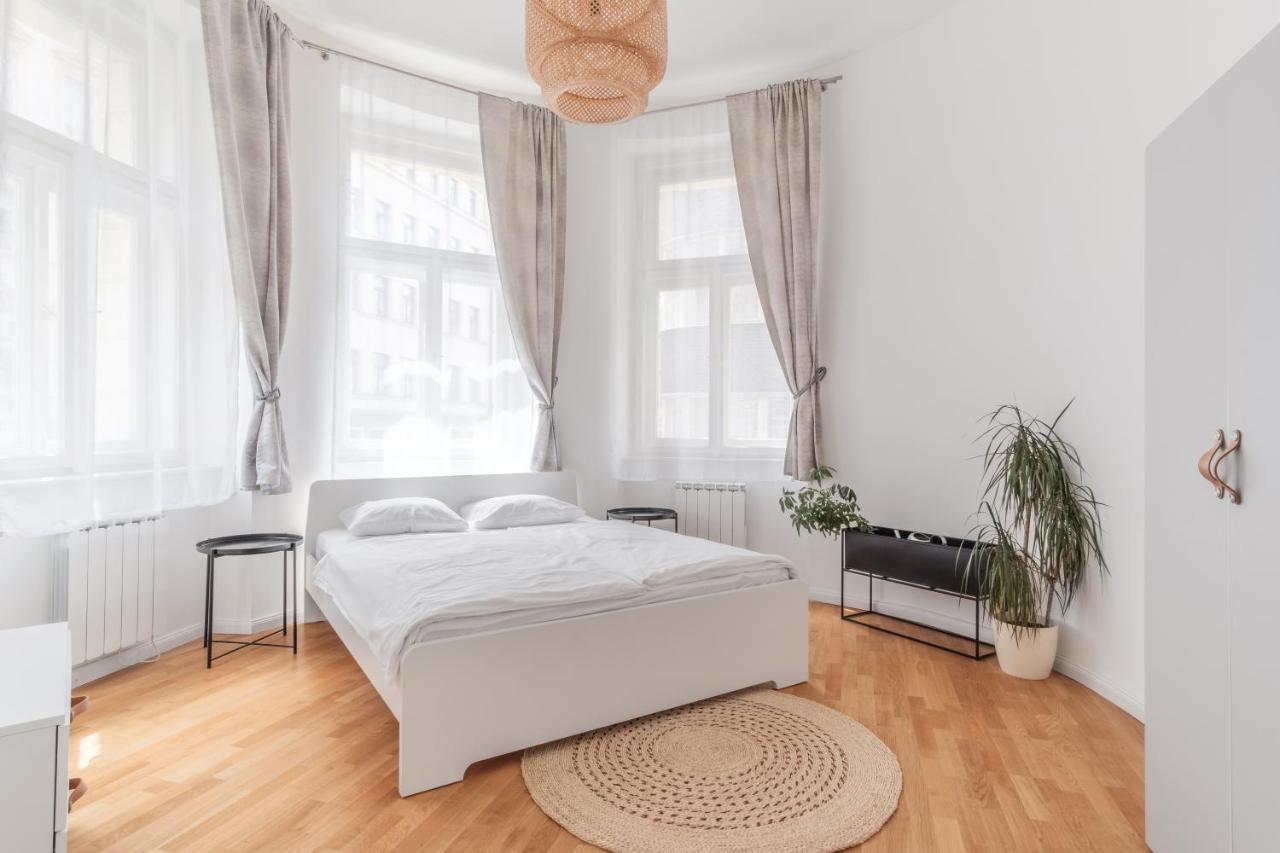 Luminous Apartment For 2 Near Wenceslas Square By Prague Days Eksteriør bilde