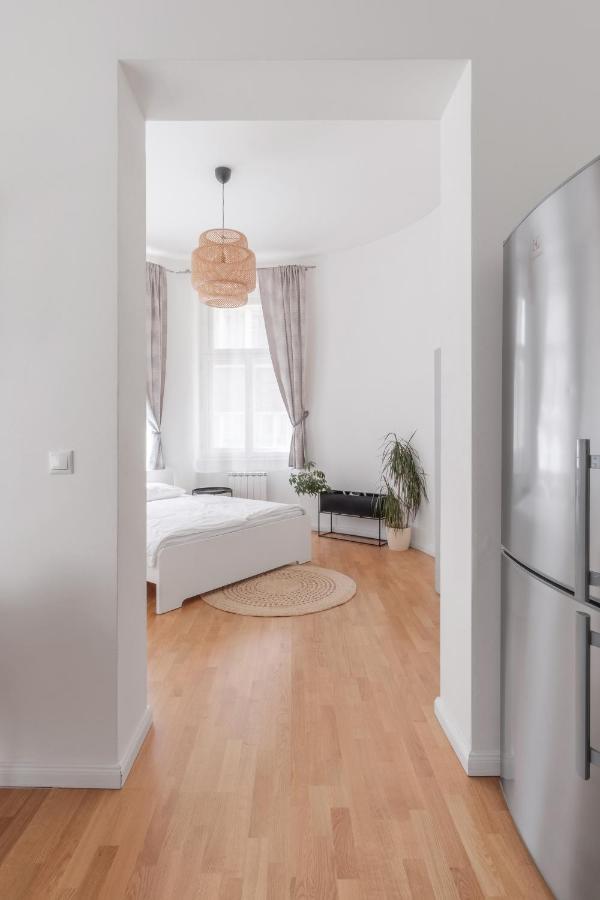 Luminous Apartment For 2 Near Wenceslas Square By Prague Days Eksteriør bilde