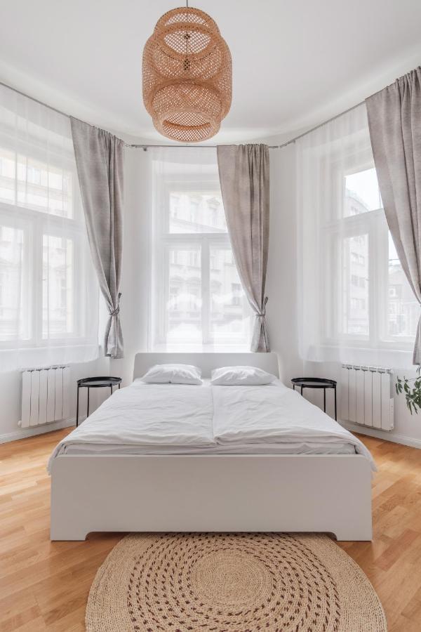 Luminous Apartment For 2 Near Wenceslas Square By Prague Days Eksteriør bilde